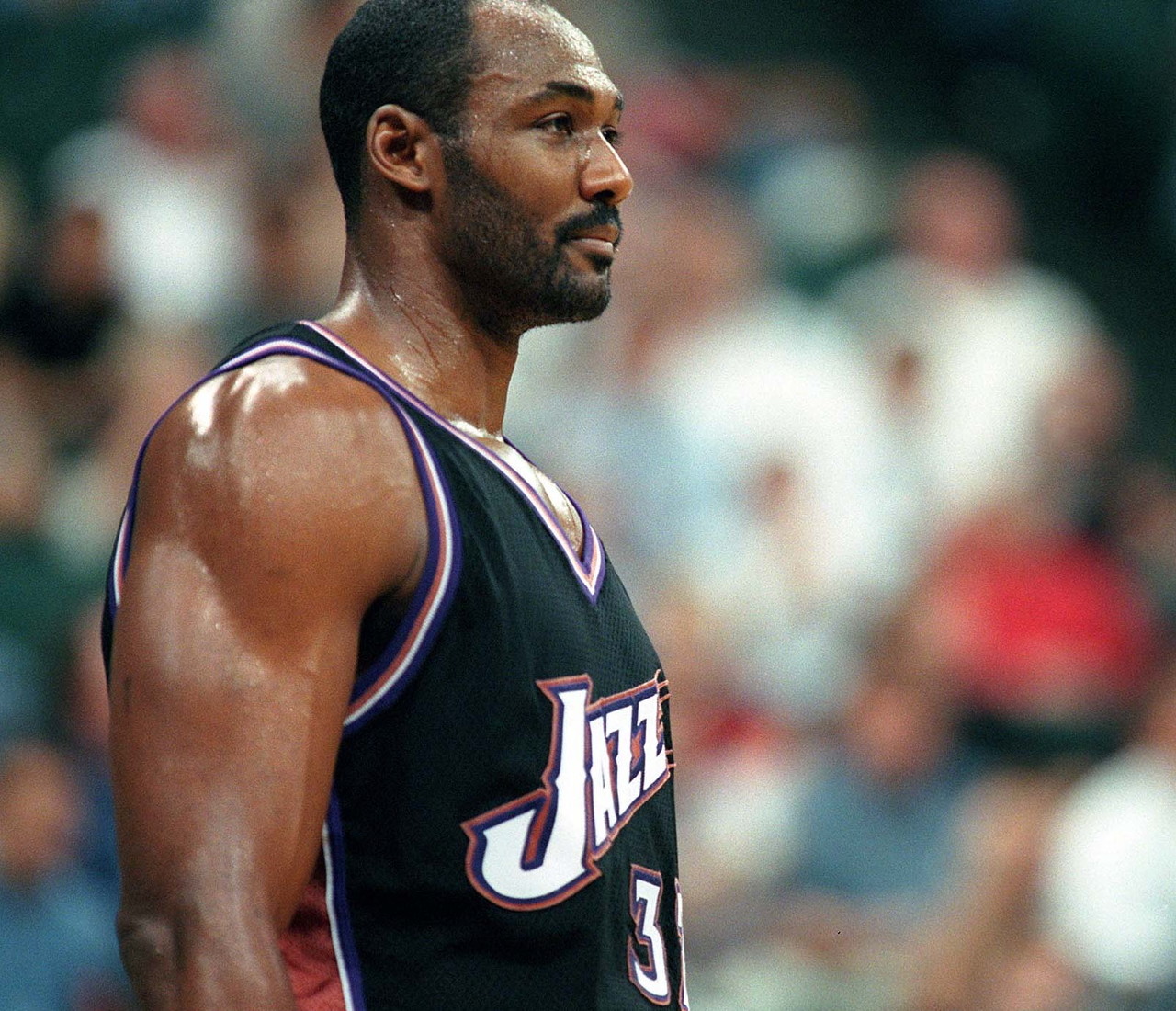 他不仅仅是 他不仅仅是