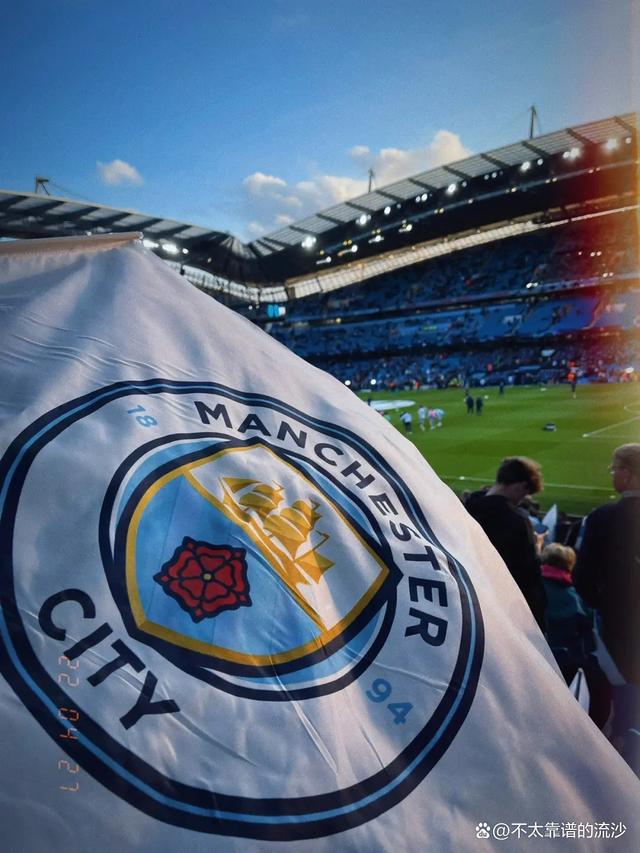 成强烈反差 成强烈反差